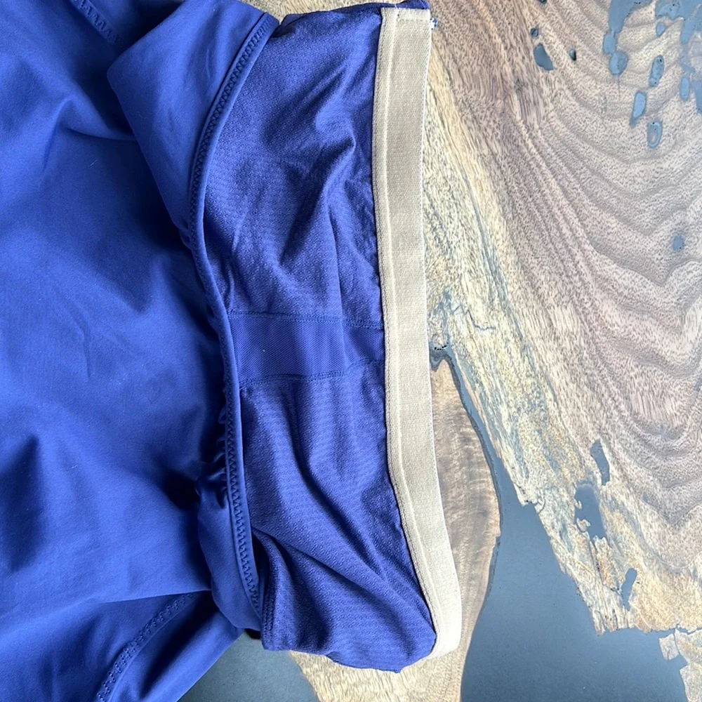 Lululemon Turbo Racerback Tank top, size 6 - Picture 5 of 8